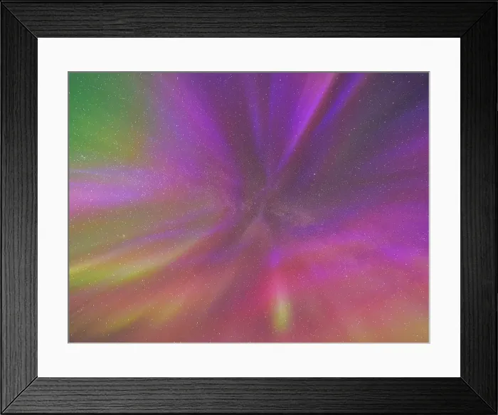 Framed Print : Northern Lights over Wolf Lake in Nunavik, Quebec, Canada Framed Print : Northern Lights over Wolf Lake in Nunavik, Quebec, Canada