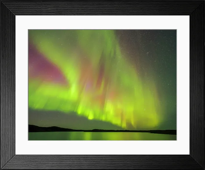 Framed Print : Northern Lights over Wolf Lake in Nunavik, Quebec, Canada Framed Print : Northern Lights over Wolf Lake in Nunavik, Quebec, Canada