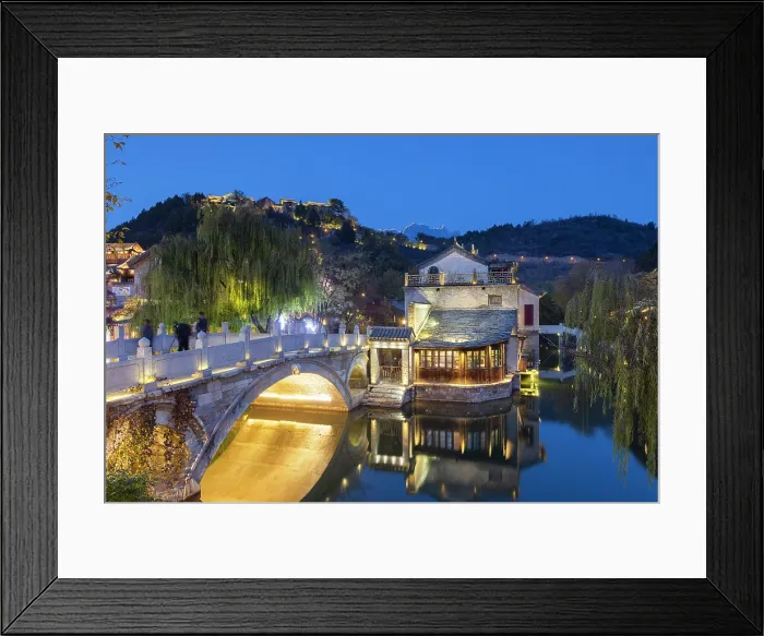 Framed Print : Gubei Water Town with the Great Wall of China at Simatai (UNESCO World Heritage Site) in the background at dusk, Beijing, China Framed Print : Gubei Water Town with the Great Wall of China at Simatai (UNESCO World Heritage Site) in the background at dusk, Beijing, China