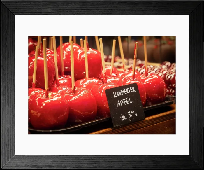 Framed Print : Kandierter Apfel (Candy apples), Christmas Market, Berlin, Germany Framed Print : Kandierter Apfel (Candy apples), Christmas Market, Berlin, Germany