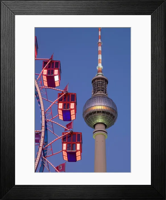 Framed Print : Berliner Fernsehturm & Ferris Wheel, Berlin, Germany