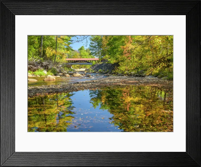 Framed Print : USA, New England, New Hampshire, Conway, White Mountains, Historic Saco River Covered Bridge