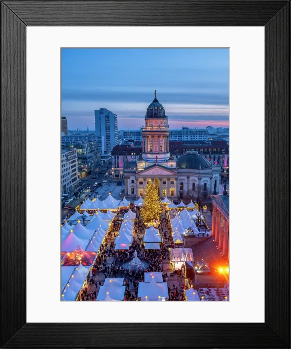 Framed Print : Christmas Market & the Deutscher Dom, Gendarmenmarkt, Berlin, Germany Framed Print : Christmas Market & the Deutscher Dom, Gendarmenmarkt, Berlin, Germany