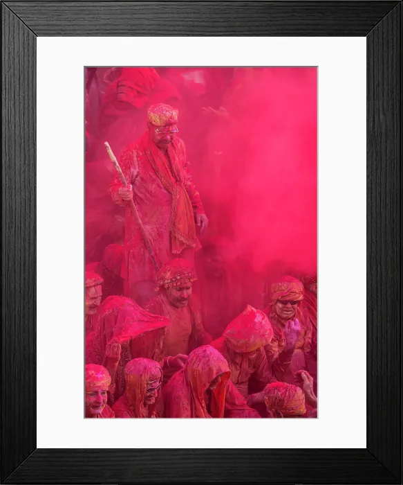 Framed Print : India, Uttar Pradesh, Mathura, Barsana, Celebrants at the Holi Festival of Colours Framed Print : India, Uttar Pradesh, Mathura, Barsana, Celebrants at the Holi Festival of Colours