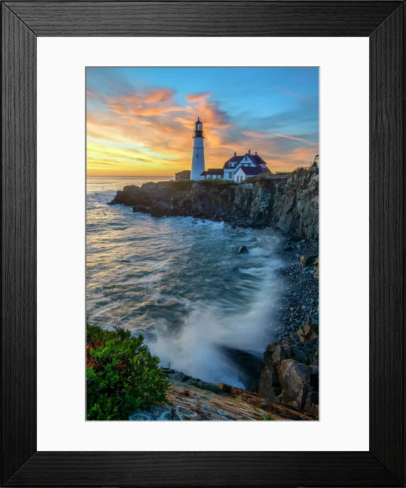 Framed Print : USA, New England, Maine, Fort Williams Park, Cape Elizabeth, Portland Head Light, sunrise Framed Print : USA, New England, Maine, Fort Williams Park, Cape Elizabeth, Portland Head Light, sunrise
