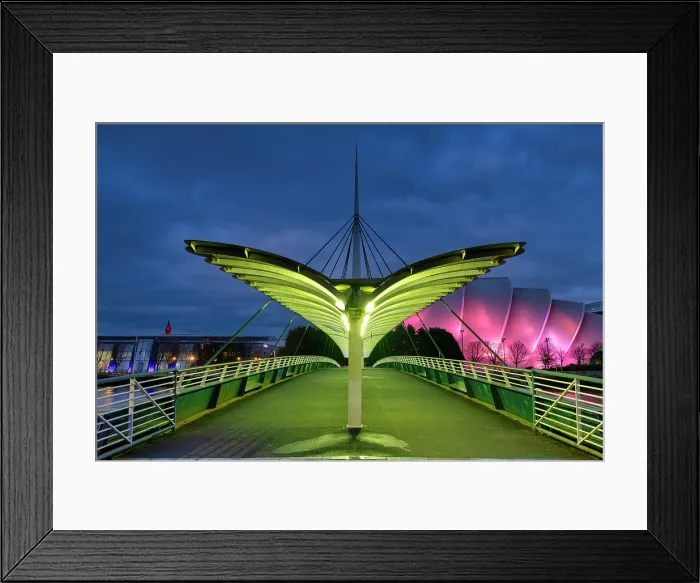 Framed Print : Bell Bridge at Night, Glasgow, Strathclyde Region, Scotland Framed Print : Bell Bridge at Night, Glasgow, Strathclyde Region, Scotland