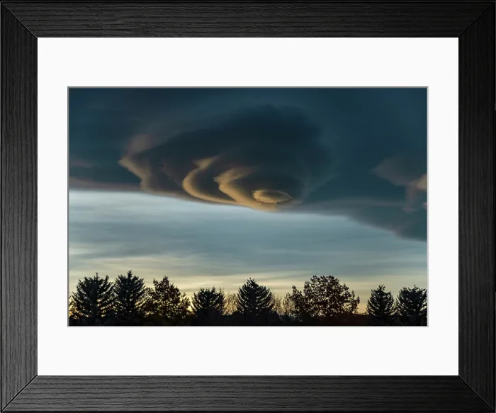Framed Print : USA, Oregon, Deschutes County, Bend, lenticular cloud