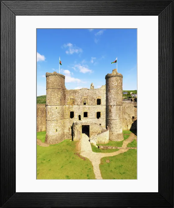 Framed Print : Harlech Castle (Castell Harlech), Harlech, Gwynedd, Wales Framed Print : Harlech Castle (Castell Harlech), Harlech, Gwynedd, Wales