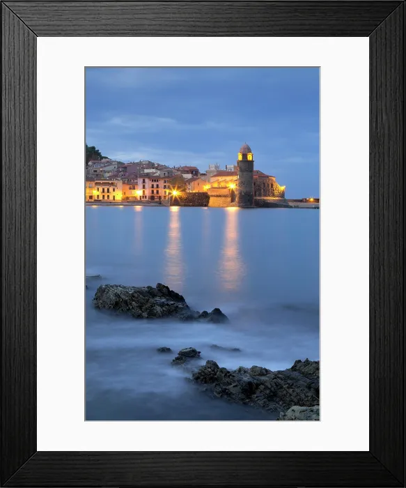 Framed Print : France, Occitanie, Pyrenees Orientales, Languedoc, Collioure, the church in Collioure harbour lit up at night Framed Print : France, Occitanie, Pyrenees Orientales, Languedoc, Collioure, the church in Collioure harbour lit up at night