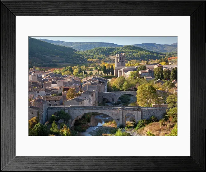 Framed Print : France, Occitanie, Languedoc-Roussillon, Aude, Lagrasse
