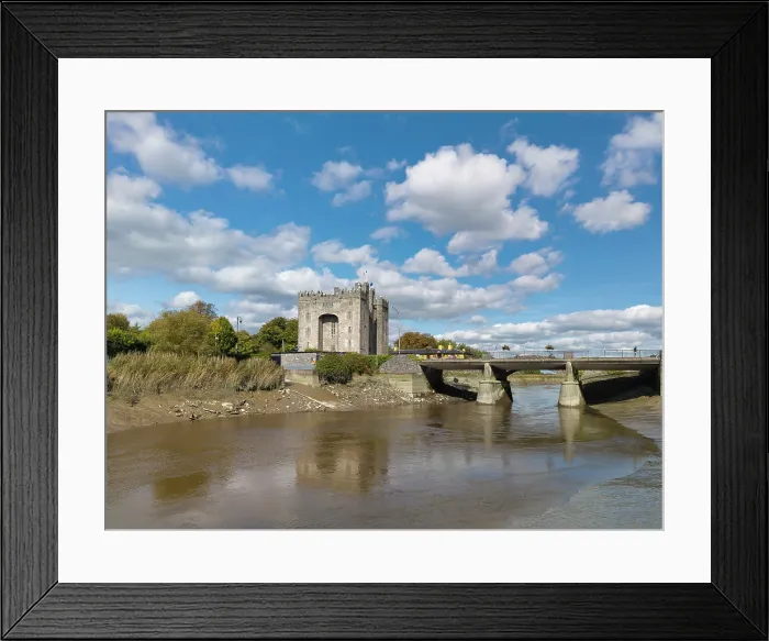 Framed Print : Bunratty Castle, Bunratty, County Clare, Ireland Framed Print : Bunratty Castle, Bunratty, County Clare, Ireland