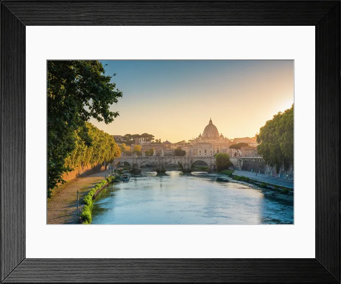 Framed Print : The skyline of Rome seen from the Tiber river at sunset. Rome, Lazio, Italy