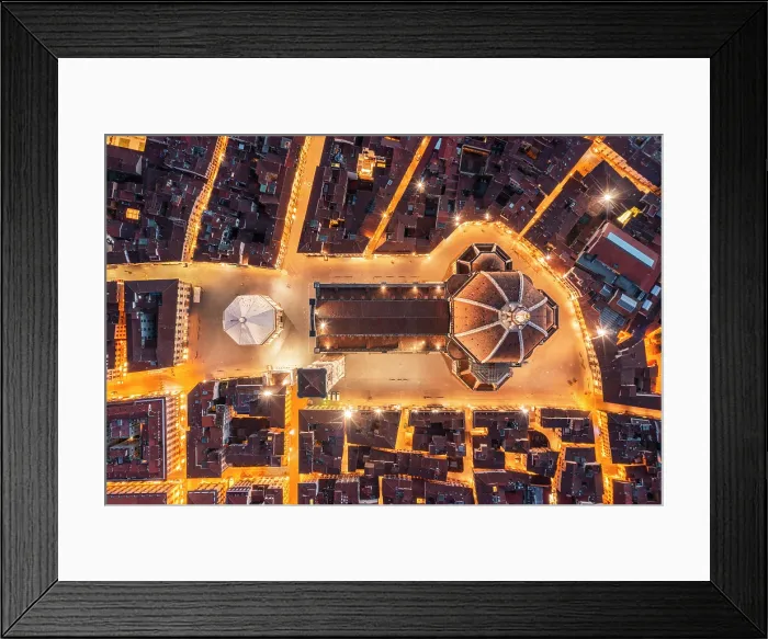 Framed Print : Aerial view of the Cathedral of Santa Maria del Fiore at dusk. Florence, Tuscany, Italy Framed Print : Aerial view of the Cathedral of Santa Maria del Fiore at dusk. Florence, Tuscany, Italy