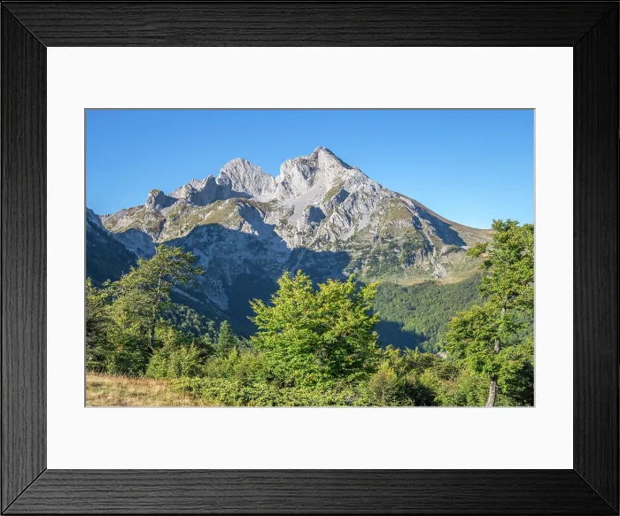Framed Print : Komovi mountain range with Kucki Kom (2487m) and Vasojevicki Kom (2460m), Kolasin, Montenegro Framed Print : Komovi mountain range with Kucki Kom (2487m) and Vasojevicki Kom (2460m), Kolasin, Montenegro