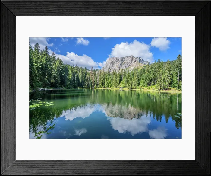 Framed Print : Lake Zminje Jezero with Crvena Greda mounatin, Durmitor National Park, Zabljak, Montenegro Framed Print : Lake Zminje Jezero with Crvena Greda mounatin, Durmitor National Park, Zabljak, Montenegro