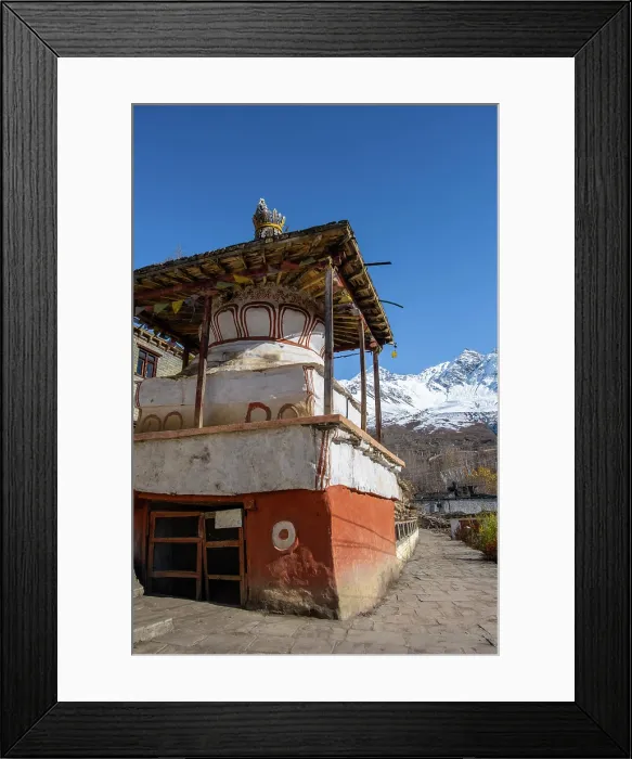 Framed Print : Buddhist stupa in Jharkot village nr Muktinath, Lower Mustang, Nepal Framed Print : Buddhist stupa in Jharkot village nr Muktinath, Lower Mustang, Nepal