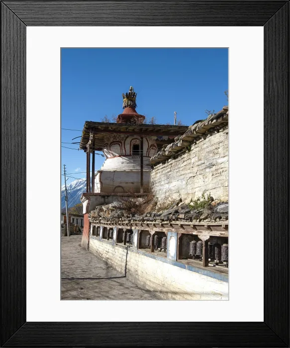 Framed Print : Buddhist stupa in Jharkot village nr Muktinath, Lower Mustang, Nepal Framed Print : Buddhist stupa in Jharkot village nr Muktinath, Lower Mustang, Nepal