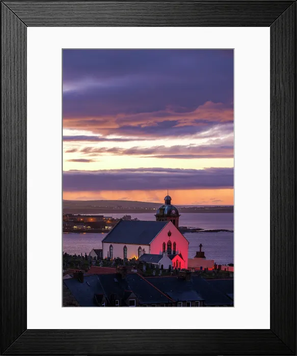 Framed Print : Macduff Parish Church, Macduff, Aberdeenshire, Scotland, UK Framed Print : Macduff Parish Church, Macduff, Aberdeenshire, Scotland, UK