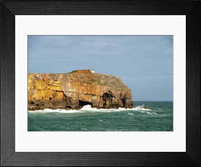 Framed Print : View towards St Govan's Head, Pembrokeshire, Wales Framed Print : View towards St Govan's Head, Pembrokeshire, Wales