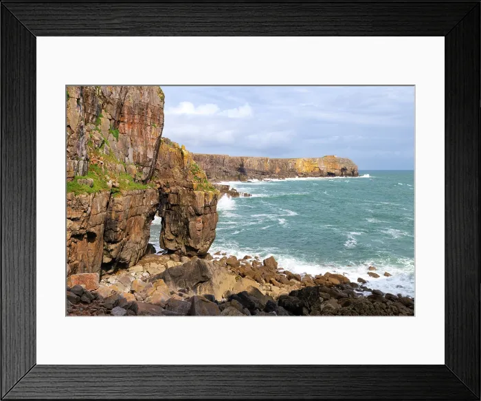 Framed Print : View towards St Govan's Head, Pembrokeshire, Wales Framed Print : View towards St Govan's Head, Pembrokeshire, Wales