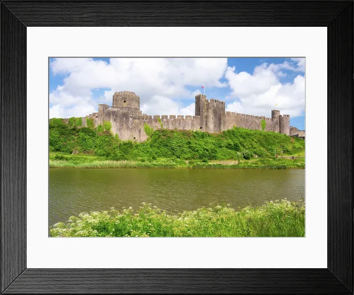 Framed Print : Pembroke Castle (Castell Penfro), Pembroke, Pembrokeshire, Wales Framed Print : Pembroke Castle (Castell Penfro), Pembroke, Pembrokeshire, Wales