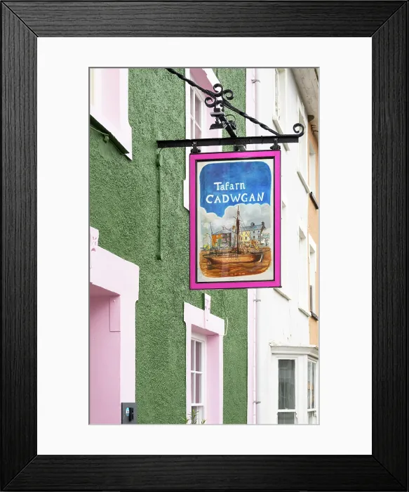 Framed Print : The Tafarn y Cadwgan pub in Aberaeron, Ceredigion, Wales Framed Print : The Tafarn y Cadwgan pub in Aberaeron, Ceredigion, Wales