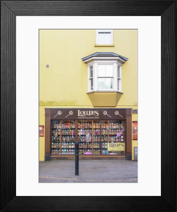Framed Print : Lollies Traditional Sweet Shop, Tenby, Pembrokeshire, Wales Framed Print : Lollies Traditional Sweet Shop, Tenby, Pembrokeshire, Wales