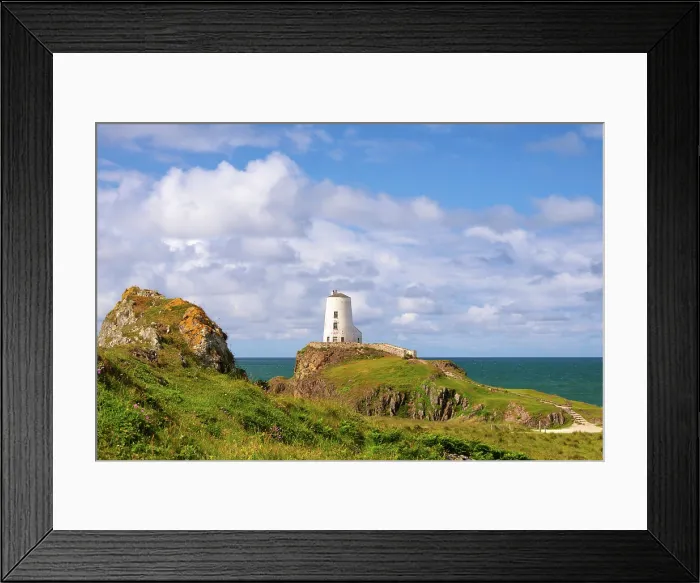 Framed Print : Twr Mawr lighthouse on Llanddwyn Island in Anglesey, Wales