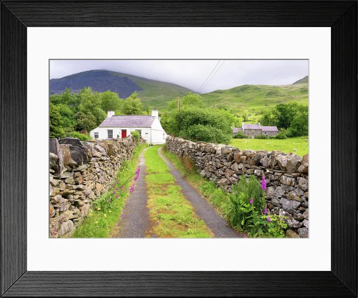Framed Print : Traditional cottage in Nantperis, Eryri (Snowdonia), Gwynedd, Wales Framed Print : Traditional cottage in Nantperis, Eryri (Snowdonia), Gwynedd, Wales
