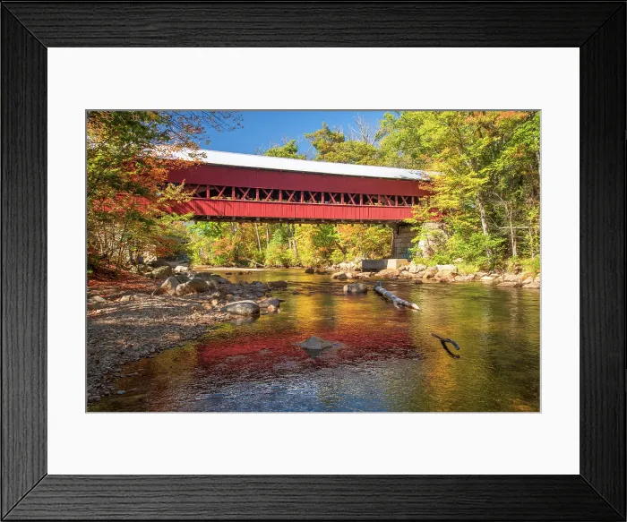 Framed Print : USA, New England, New Hampshire, Conway, White Mountains, Historic Swift River, Covered Bridge