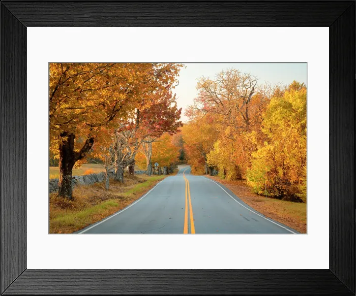 Framed Print : USA, New England, New Hampshire, Canterbury Shaker Village, Highway 106 Framed Print : USA, New England, New Hampshire, Canterbury Shaker Village, Highway 106