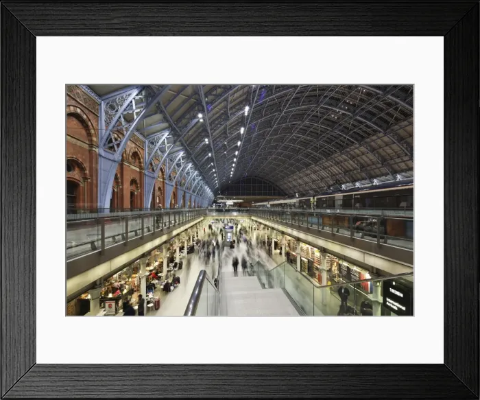 Framed Print : England, London. St. Pancras International, home of Eurostar and gateway to the Continent Framed Print : England, London. St. Pancras International, home of Eurostar and gateway to the Continent