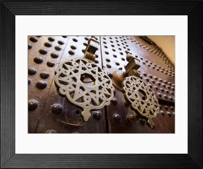 Framed Print : Door in the old medina of Fes, Morocco Framed Print : Door in the old medina of Fes, Morocco