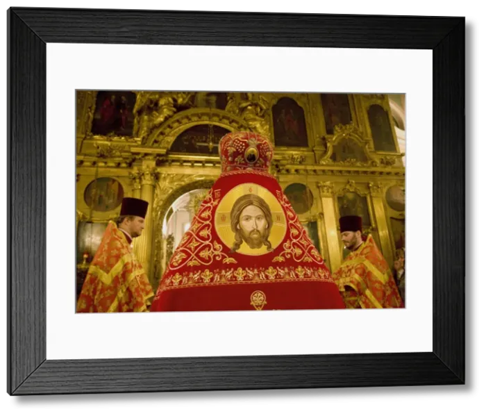 Framed Print : Russia, St. Petersburg; During an Easter Orthodox ceremony at Vladimirski Cathedral Framed Print : Russia, St. Petersburg; During an Easter Orthodox ceremony at Vladimirski Cathedral