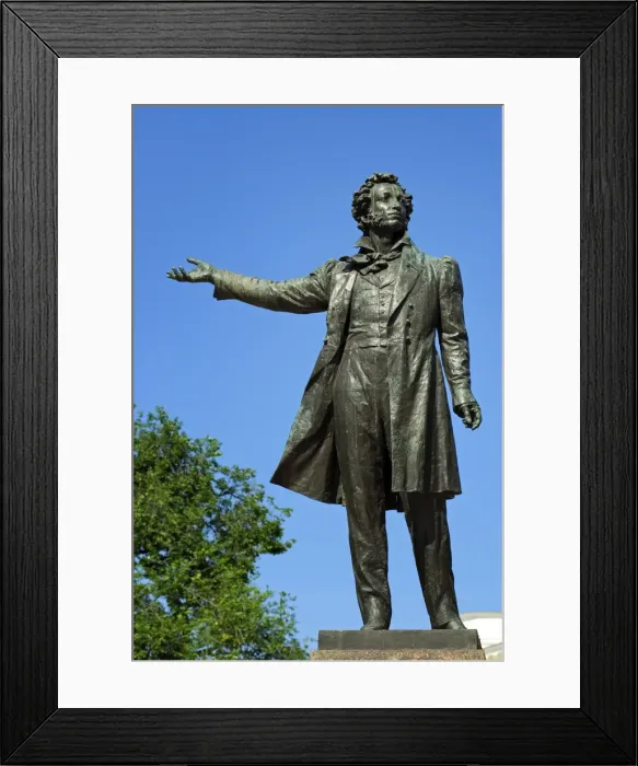 Framed Print : Russia, St Petersburg. Sculpture of Pushkin by Michael Anikushin outside the Russian museum in Arts square