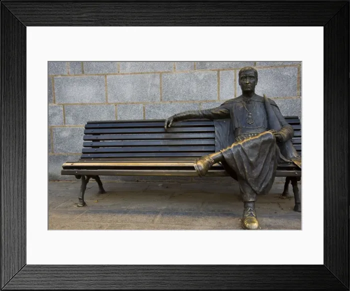 Framed Print : Sculpture memorial to the Holy week in the main plaza of Jerez de los Caballeros Framed Print : Sculpture memorial to the Holy week in the main plaza of Jerez de los Caballeros
