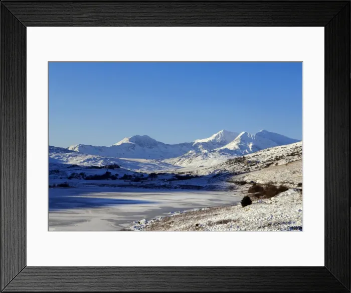 Framed Print : Wales, Gwynedd, Snowdonia. View over the frozen Llyn Mymbyr towards the Snowdon Horseshoe Framed Print : Wales, Gwynedd, Snowdonia. View over the frozen Llyn Mymbyr towards the Snowdon Horseshoe