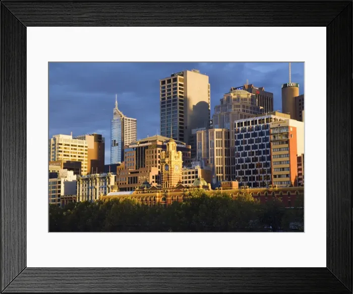 Framed Print : Australia, Victoria, Melbourne. City skyline at dawn