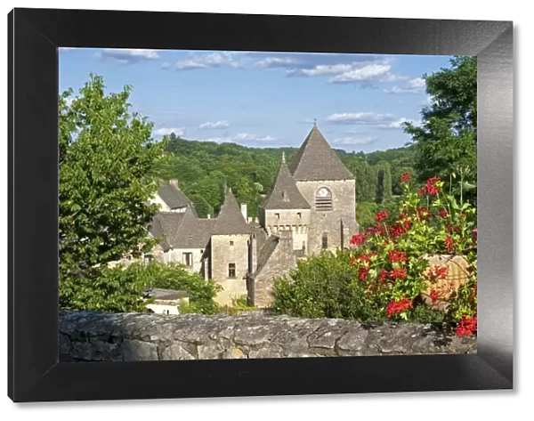Europe, France, Dordogne, St Genies. The chateau of St Genies