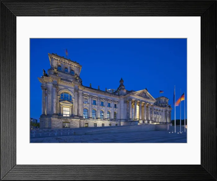 Framed Print : Twilight view of the front facade of the Reichstag building in Tiergarten Framed Print : Twilight view of the front facade of the Reichstag building in Tiergarten