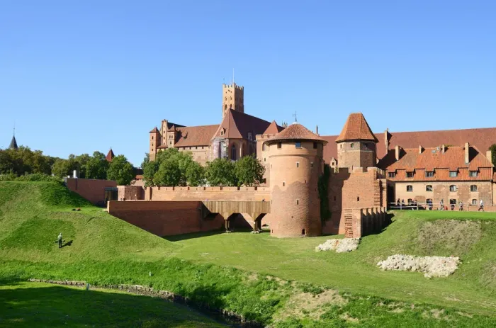 Framed Print : The 13th century Malbork Castle, founded by the Knights of the Teutonic Order, a Unesco Framed Print : The 13th century Malbork Castle, founded by the Knights of the Teutonic Order, a Unesco