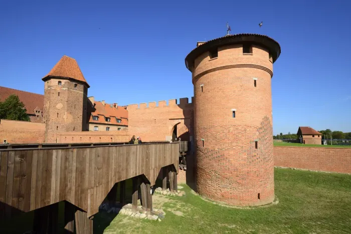 Framed Print : The 13th century Malbork Castle, founded by the Knights of the Teutonic Order, a Unesco Framed Print : The 13th century Malbork Castle, founded by the Knights of the Teutonic Order, a Unesco