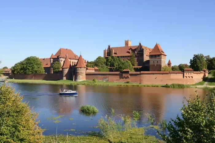 Framed Print : The 13th century Malbork Castle, founded by the Knights of the Teutonic Order, a Unesco Framed Print : The 13th century Malbork Castle, founded by the Knights of the Teutonic Order, a Unesco