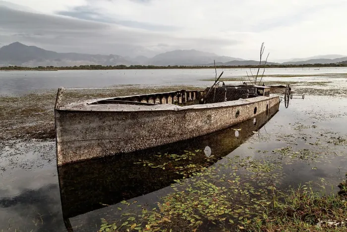 Framed Print : Abandoned boat in shkodra, northern Albany, albany, Eastern Europe, Europe Framed Print : Abandoned boat in shkodra, northern Albany, albany, Eastern Europe, Europe