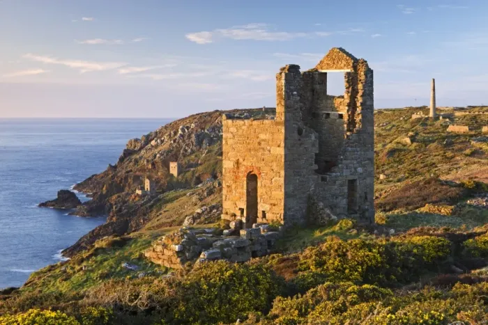 Framed Print : Abandoned tin mines on the Cornish cliffs near Botallack, Cornwall, England. Spring