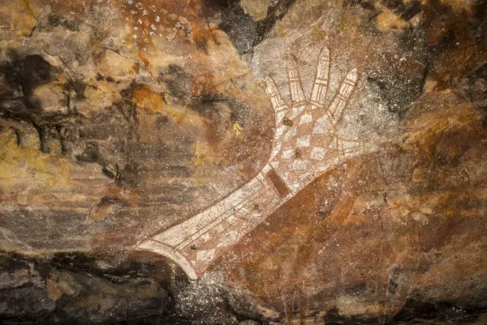 Framed Print : Aboriginal rock art hand stencil at Jacobs Hand rock art site, Arnhem Land Framed Print : Aboriginal rock art hand stencil at Jacobs Hand rock art site, Arnhem Land