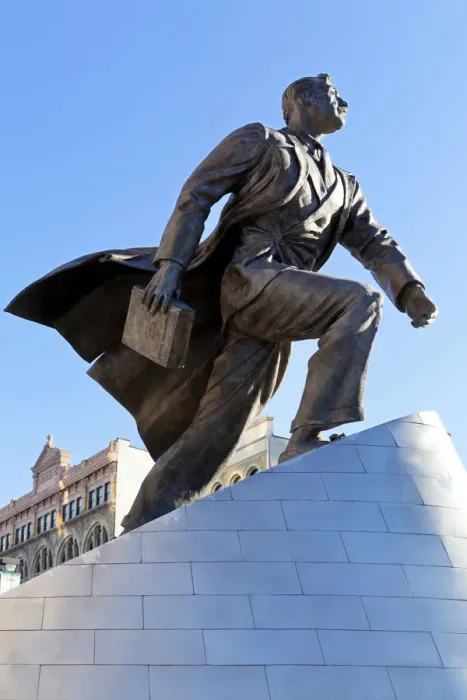 Framed Print : Adam Clayton Powell Jr statue on Malcolm X Blvd, Harlem, New York, USA