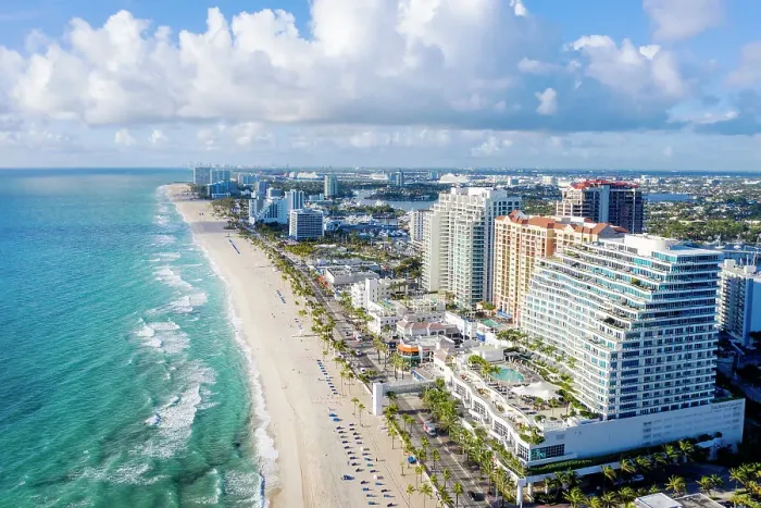 Framed Print : Aerial Perspective of Fort Lauderdale Beach Ritz Carlton Hotel and North Ocean Drive Fort Lauderdale, Florida, USA Framed Print : Aerial Perspective of Fort Lauderdale Beach Ritz Carlton Hotel and North Ocean Drive Fort Lauderdale, Florida, USA
