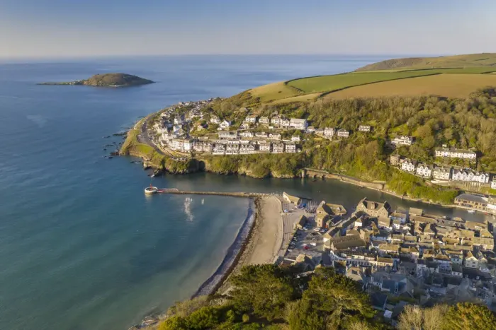 Framed Print : Aerial view of the beautiful Cornish fishing town of Looe on a sunny spring morning, Looe Framed Print : Aerial view of the beautiful Cornish fishing town of Looe on a sunny spring morning, Looe