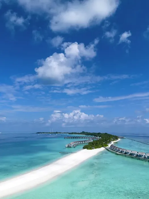 Framed Print : Aerial view of a beautiful tropical island in the Indian Ocean, North Ari Atoll, the Maldives Framed Print : Aerial view of a beautiful tropical island in the Indian Ocean, North Ari Atoll, the Maldives